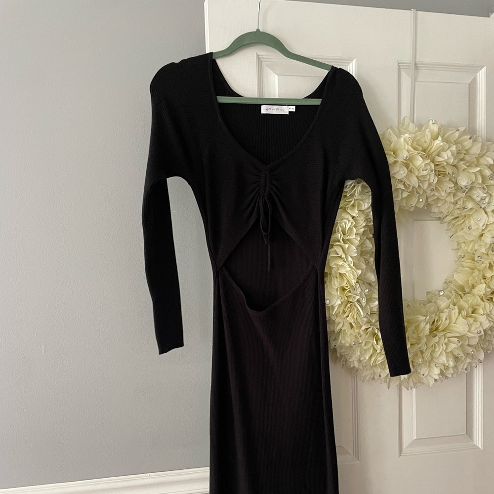 long sleeve knitted & open front-black dress